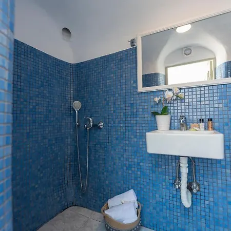 فيلة Santorini 180 Degrees Pýrgos