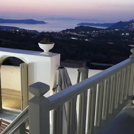 Villa Santorini 180 Degrees