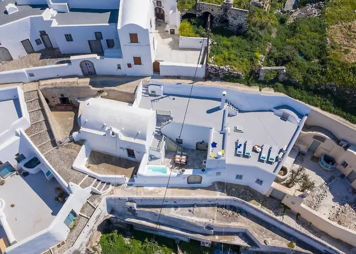 Santorini 180 Degrees 피르고스