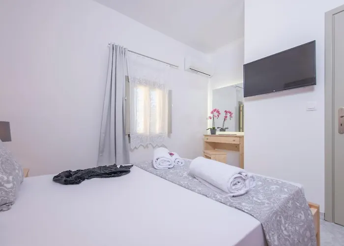 Santorini 180 Degrees Villa